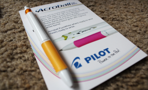Pilot Acroball Pure White Pen